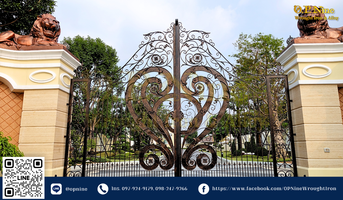 บ้านประชาชื่น - ประตู