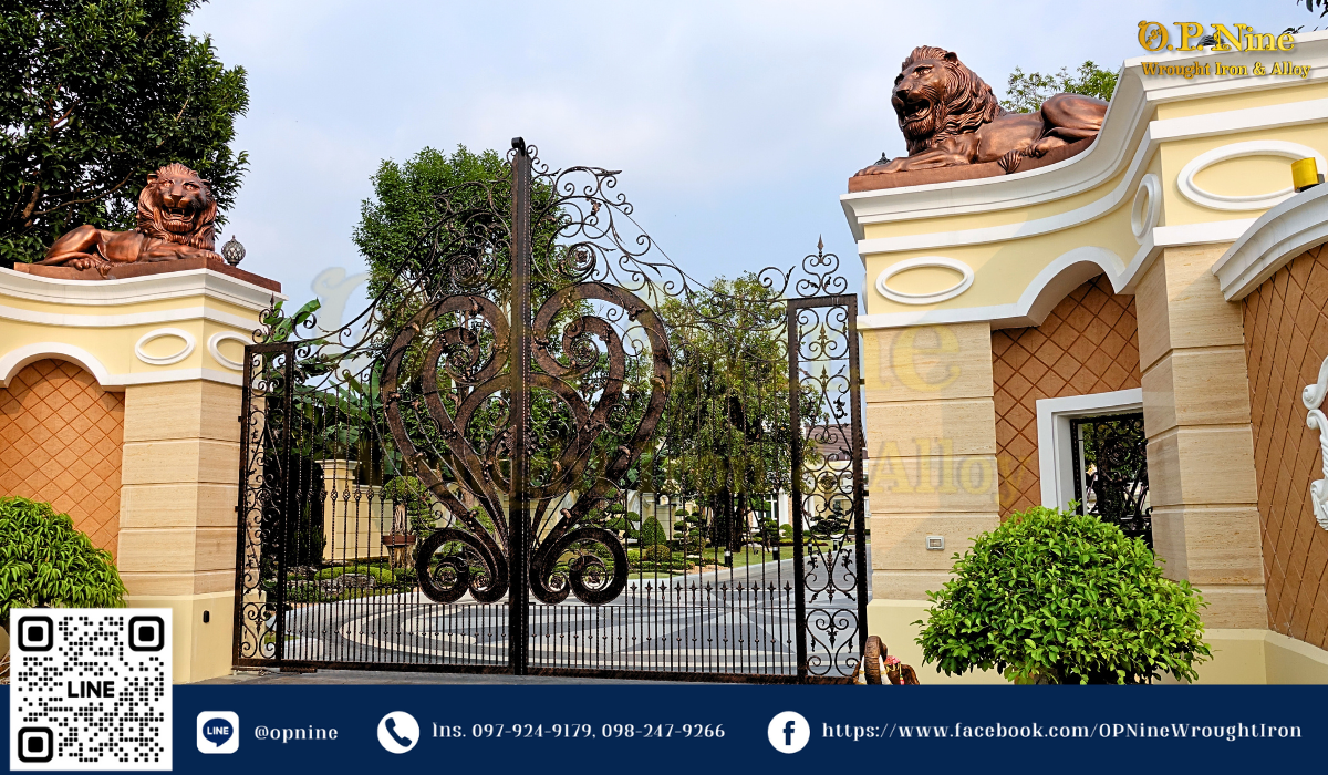 บ้านประชาชื่น - ประตู